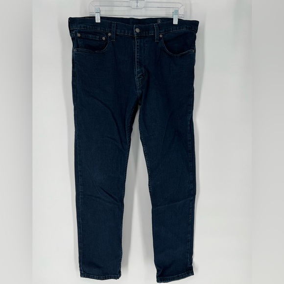 LEVI 502 TAPER FIT SOFT JEANS WITH STRETCH SO‎ MOVES WITH YOU ABD LOOKS GREAT - Picture 1 of 11
